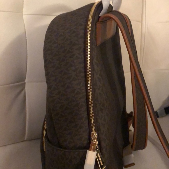 MK Backpack - Picture 3 of 4